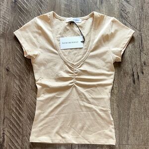 WE WORE WHAT ROUCHED V-NECK TEE SHORT SLEEVE SIZE XS NWT